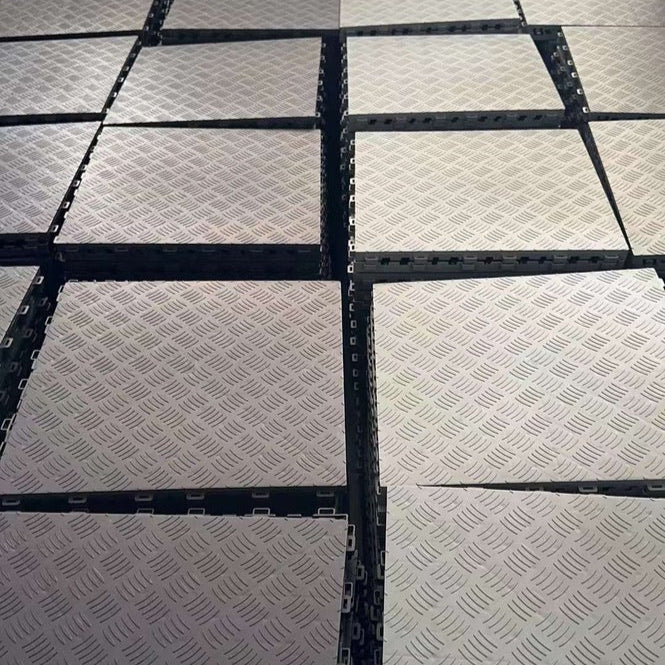 1 Steel Grid Garage Floor Tiles – Carbon Black