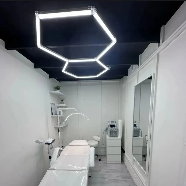 2 Hexagon LED light in dental shop 