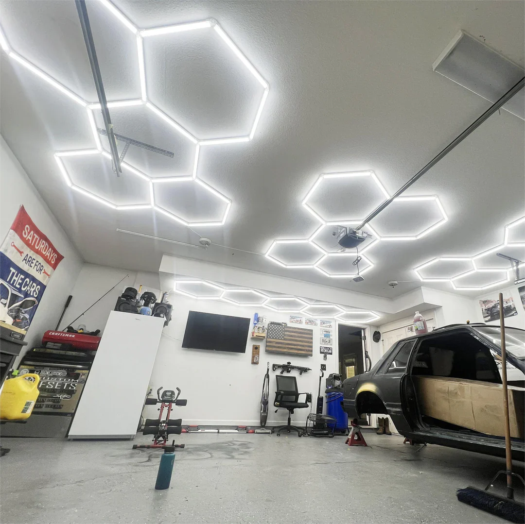 5set of 5 hexagonal lighting led system in car service shop